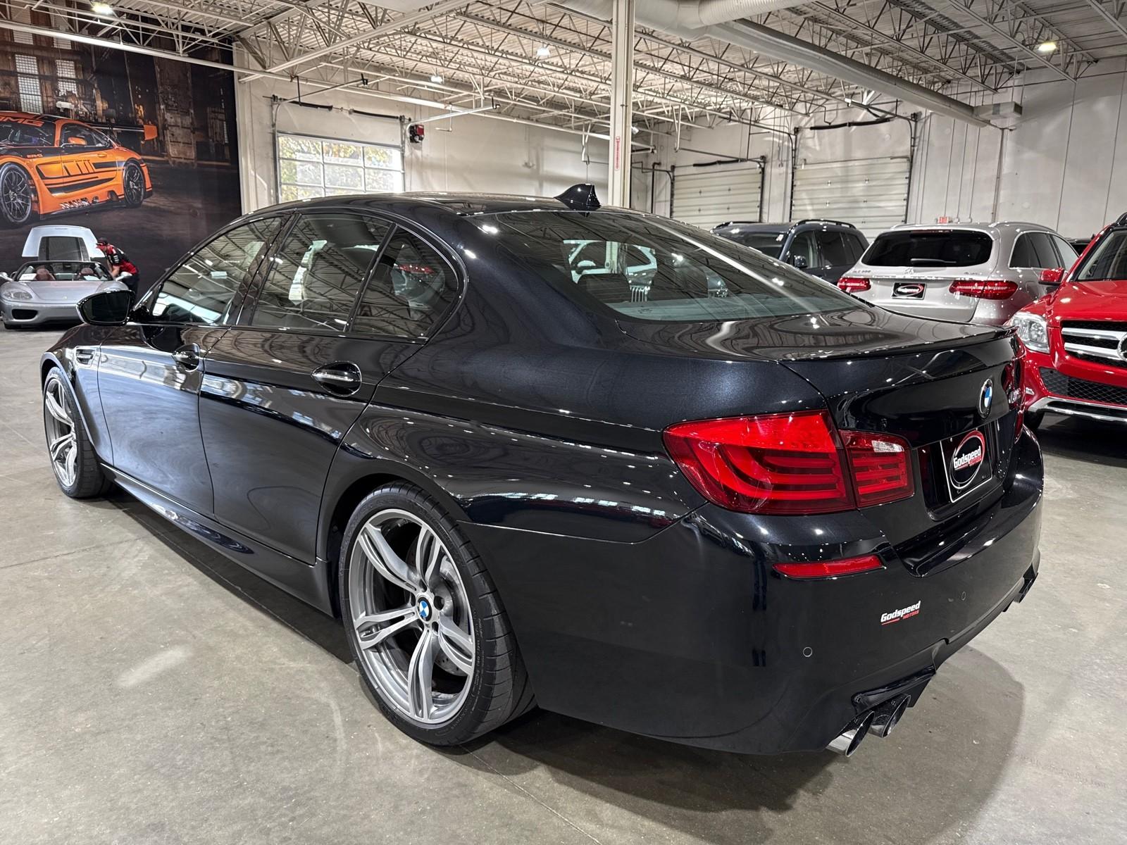 2013 Bmw M5 5 Sedan photo 3