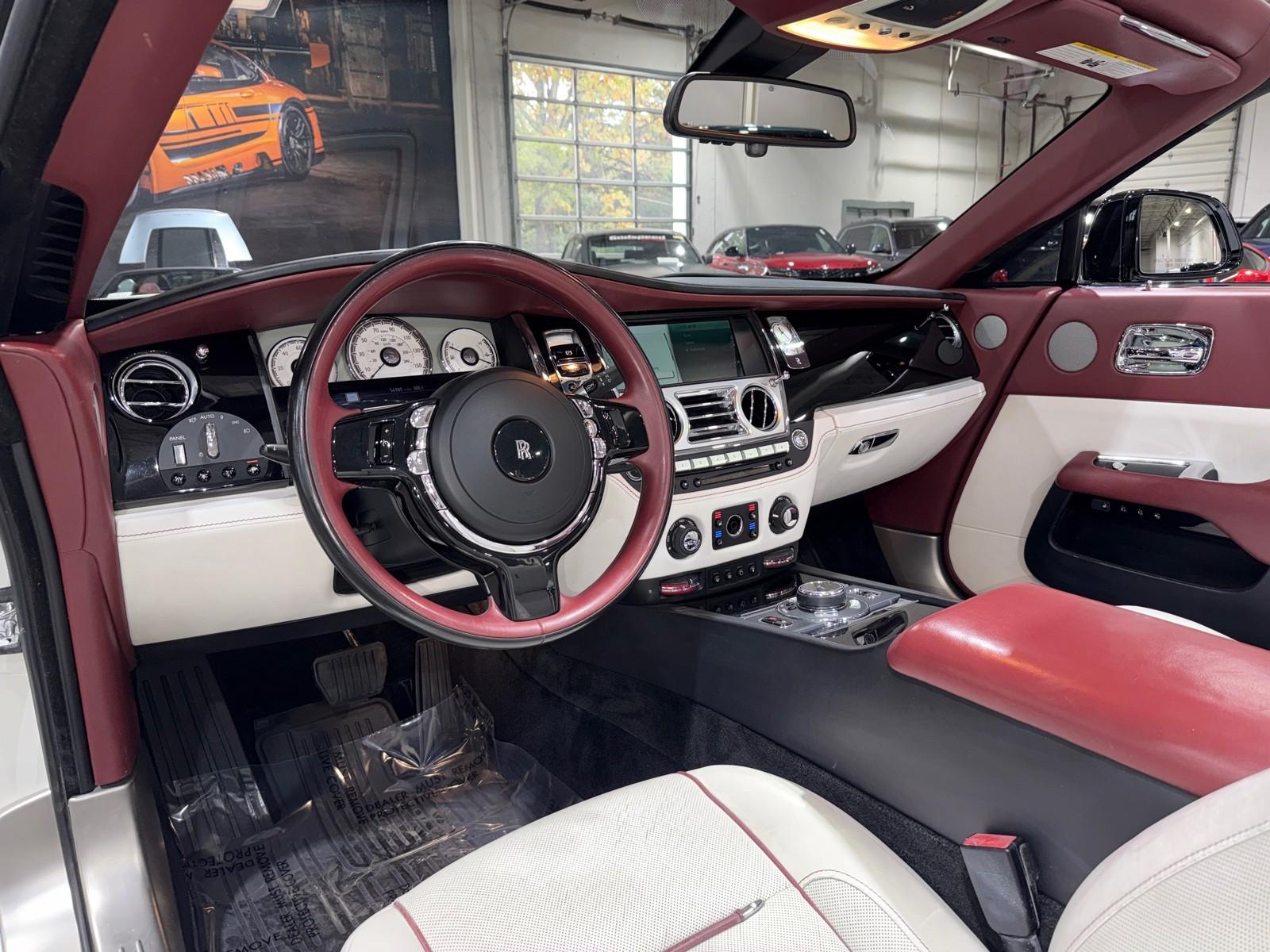 2017 Rolls Royce Dawn RR6 photo 4