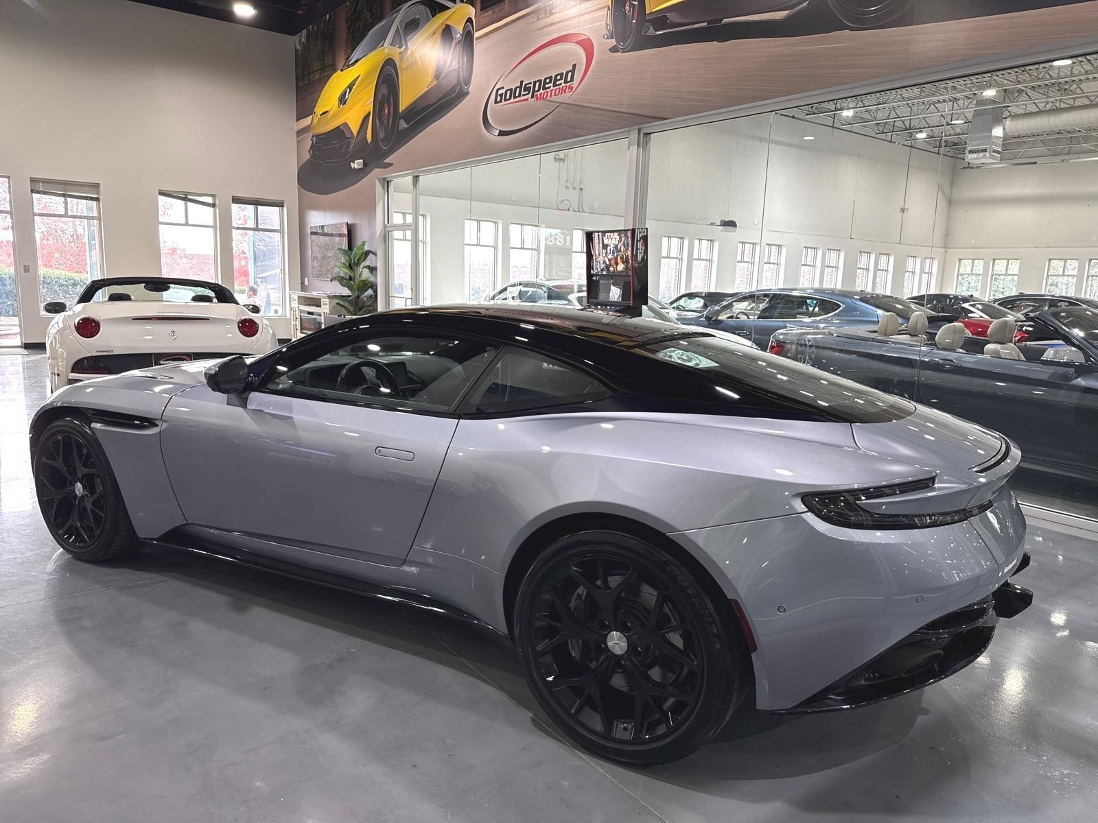 2019 Aston Martin DB11 AM5 photo 4