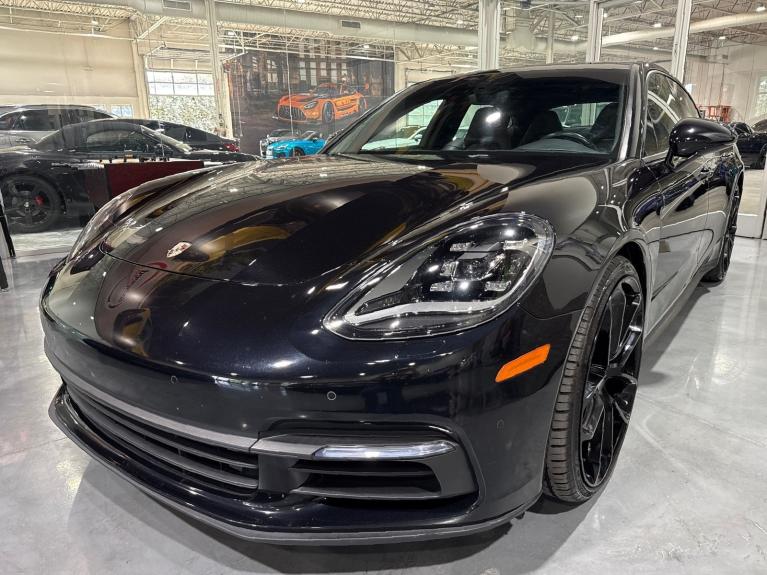 2018 Porsche Panamera -'s photo