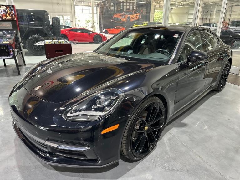 2018 Porsche Panamera