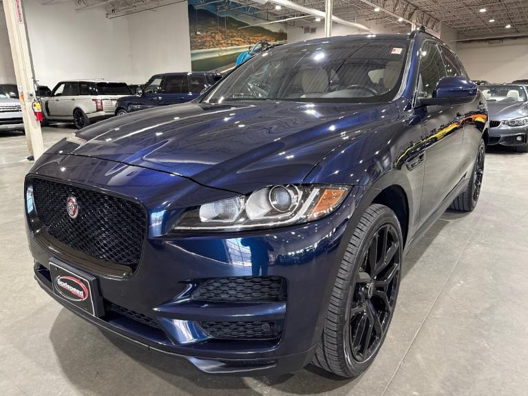 2019 Jaguar F-Pace Premium's photo