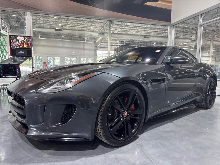 2017 Jaguar F-TYPE Premium Coupe's photo