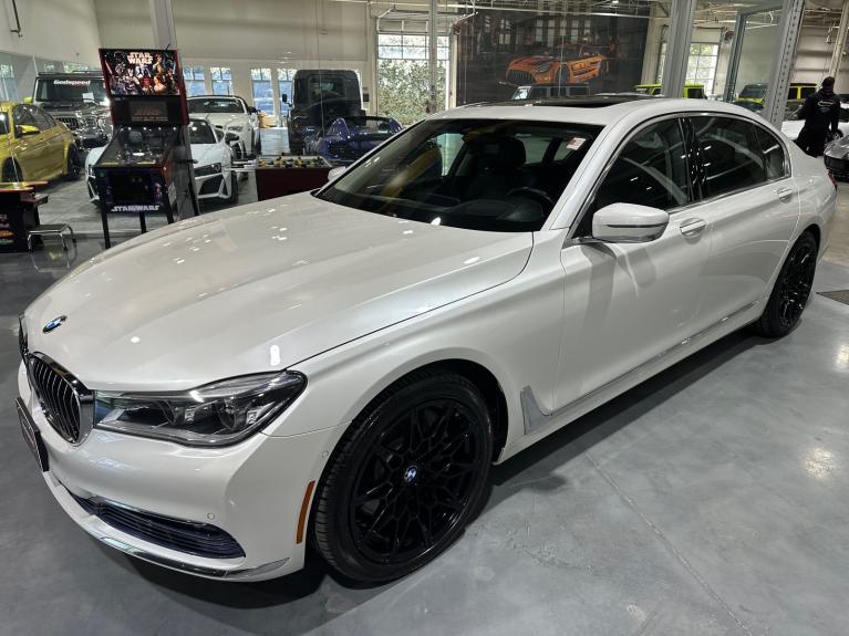 2017 BMW 7 Series 750i xDrive's photo