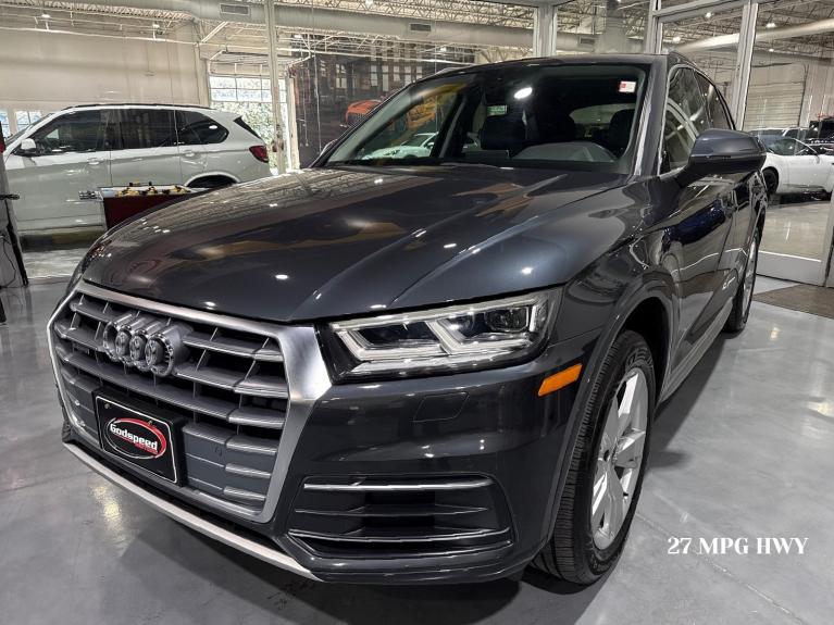 2019 Audi Q5 2.0T quattro S tronic Premium Plus's photo