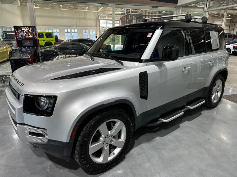 2020 Land Rover Defender First Edition's photo