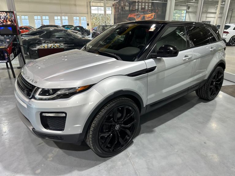 2017 Land Rover Range Rover Evoque SE's photo