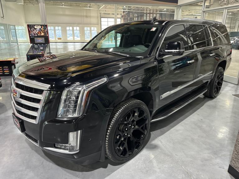 2019 Cadillac Escalade ESV AWD Premium Luxury's photo