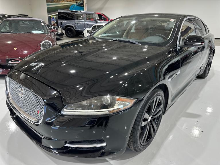 2011 Jaguar XJ Base
