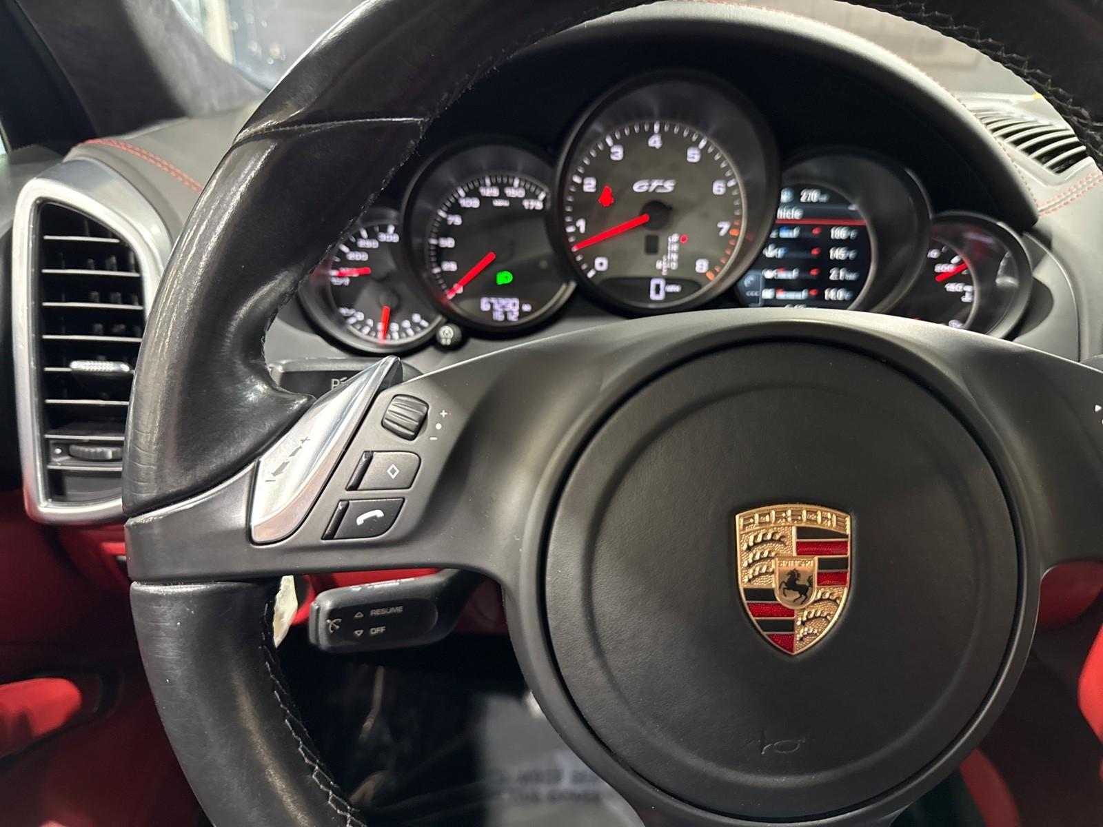 2014 Porsche Cayenne GTS photo 54
