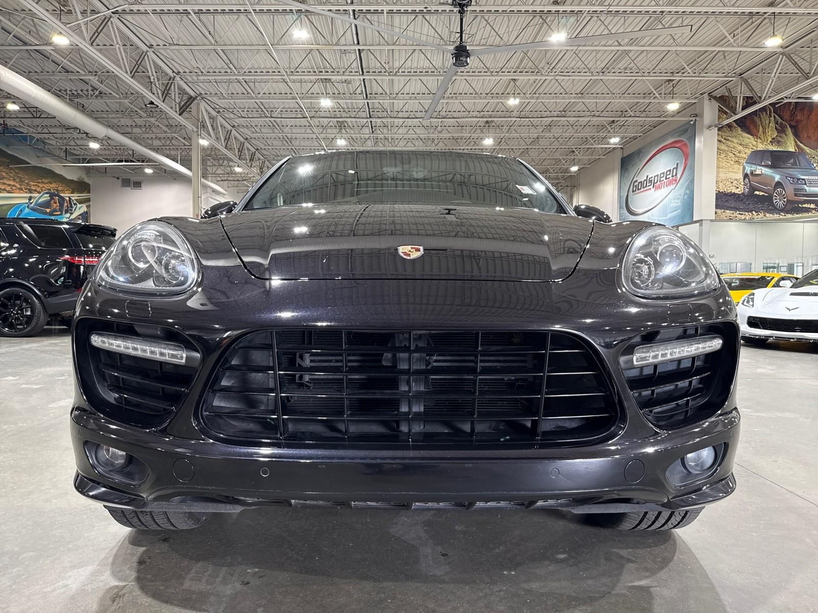 2014 Porsche Cayenne GTS photo 26