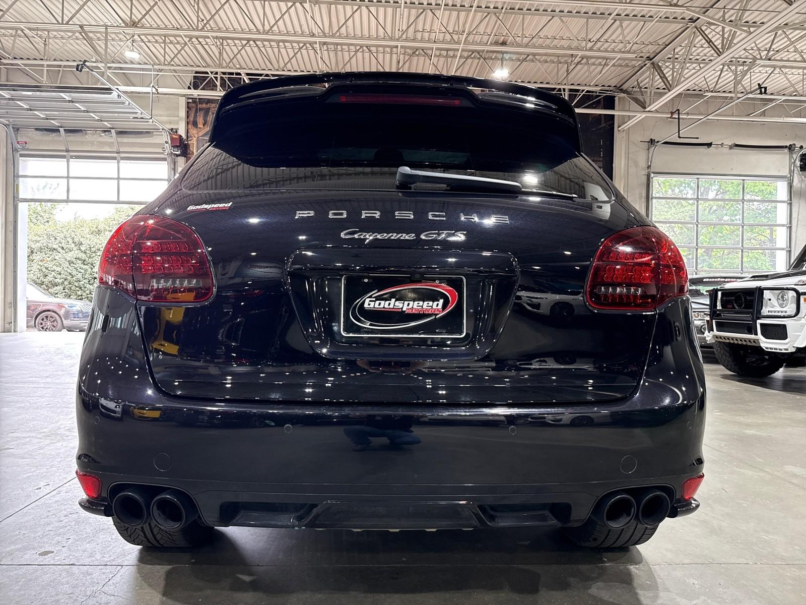 2014 Porsche Cayenne GTS photo 37