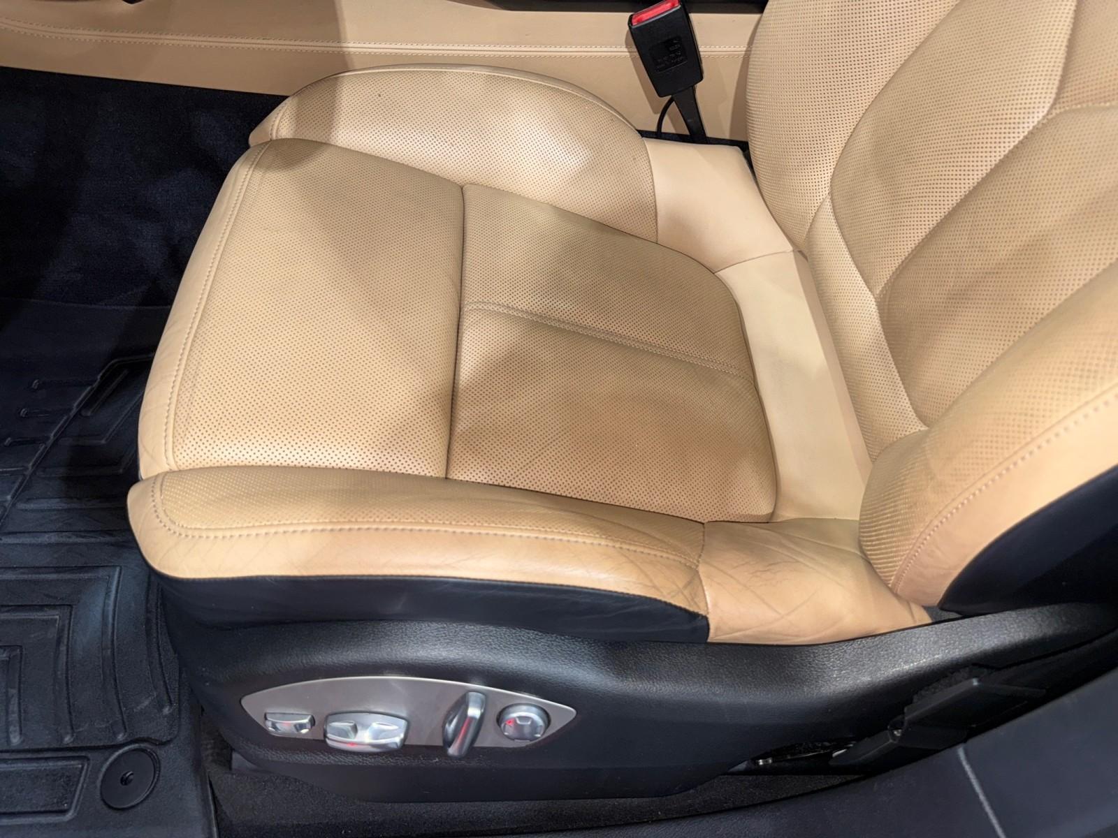 2014 Porsche Cayenne GTS photo 47