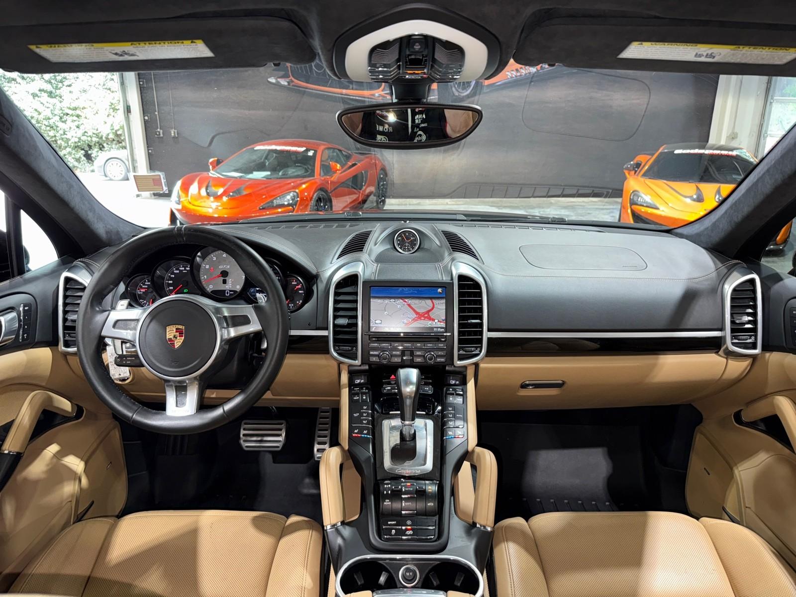 2014 Porsche Cayenne GTS photo 8