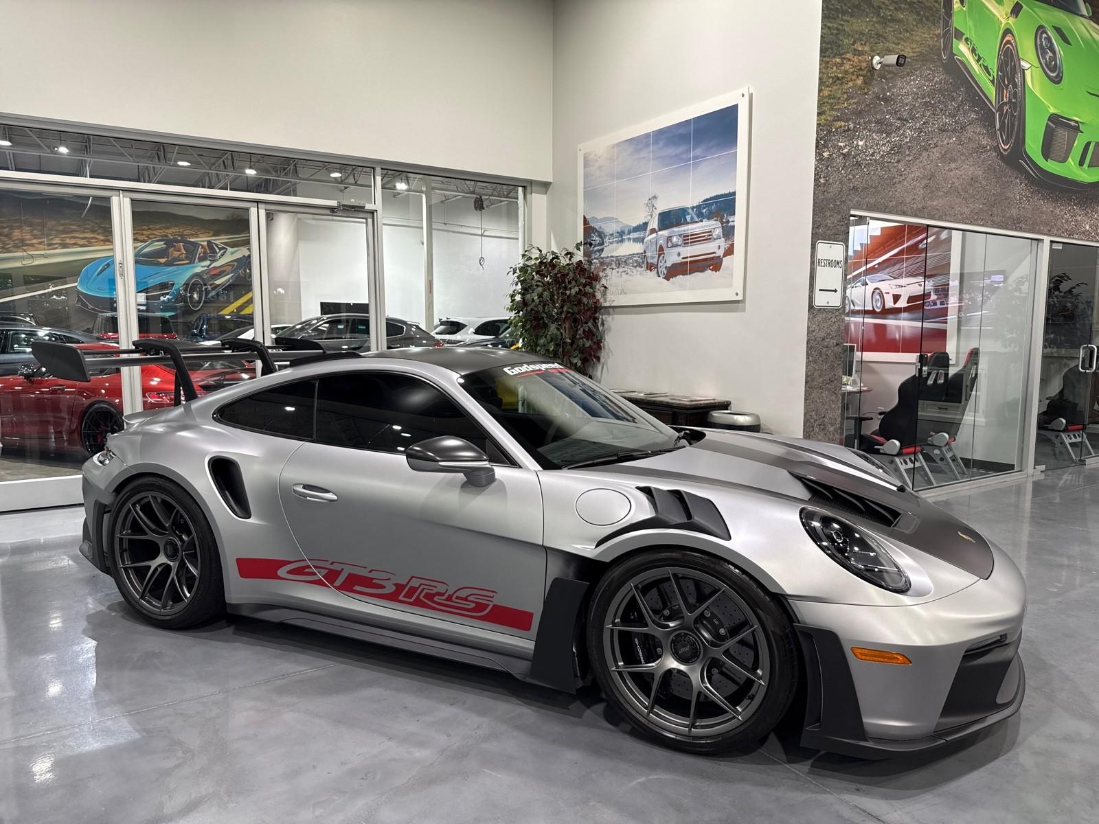 2024 Porsche 911 GT3 RS photo 3