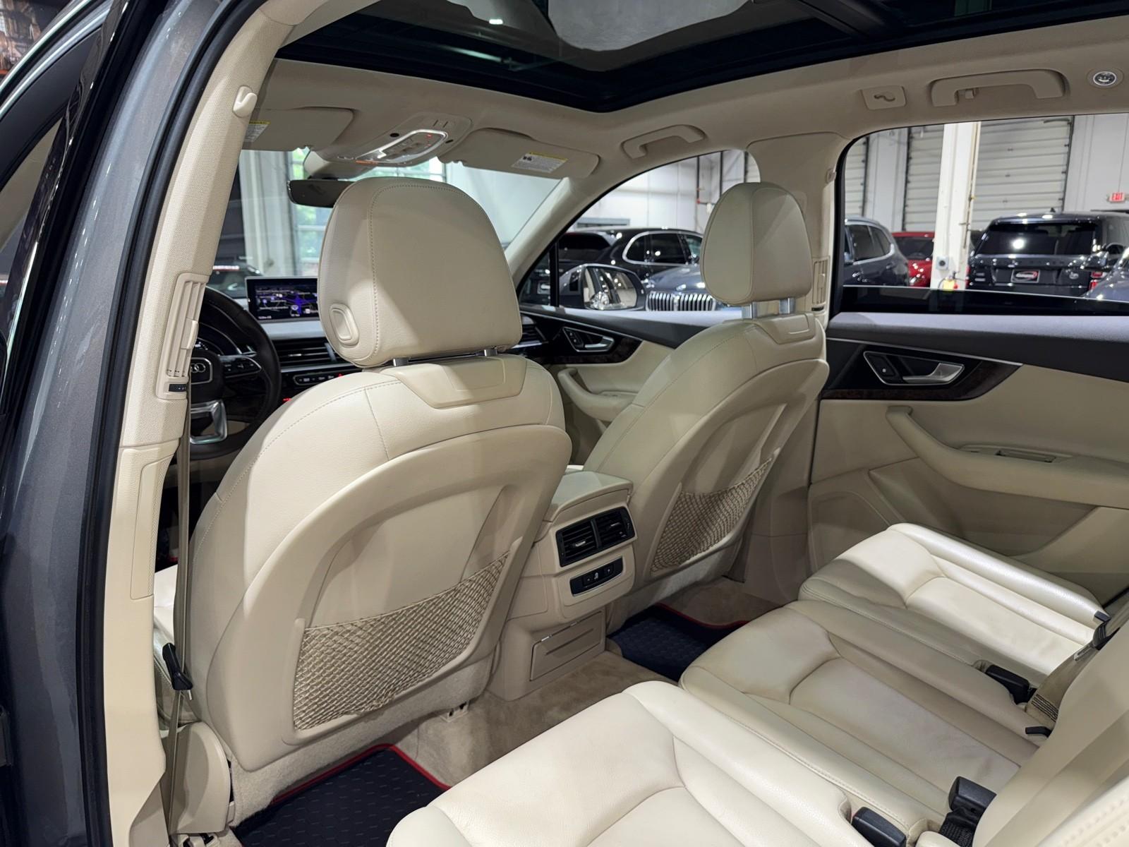 2017 Audi Q7 Premium Plus photo 11