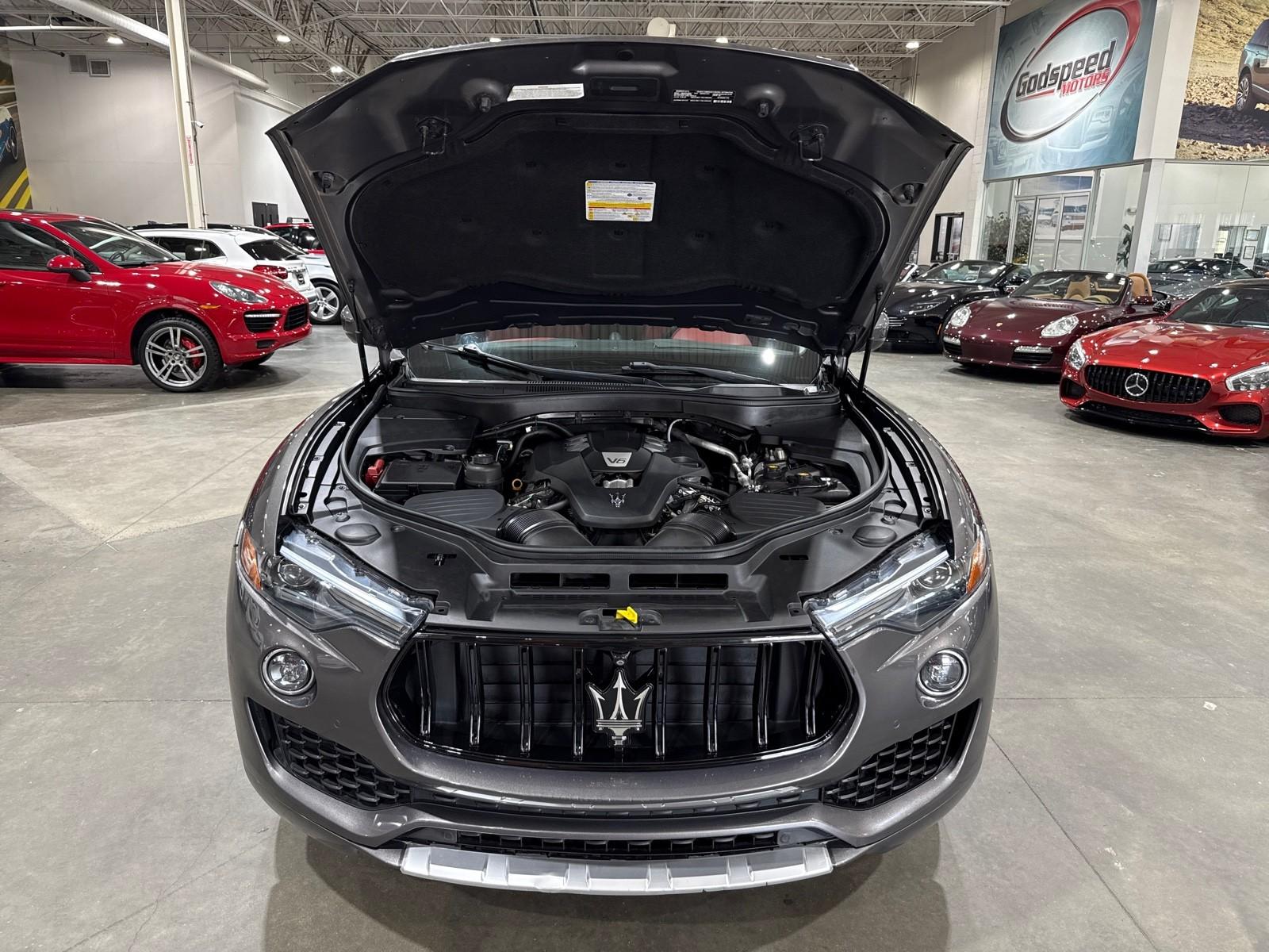 2017 Maserati Levante photo 16