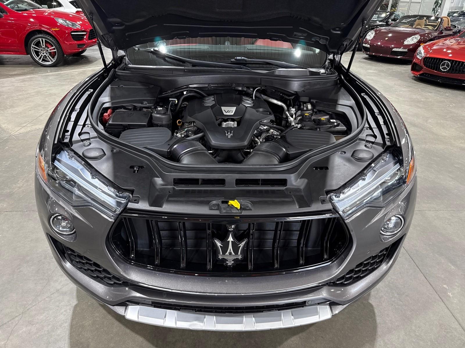 2017 Maserati Levante photo 17