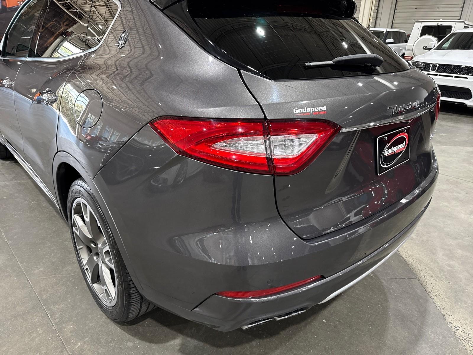 2017 Maserati Levante photo 36