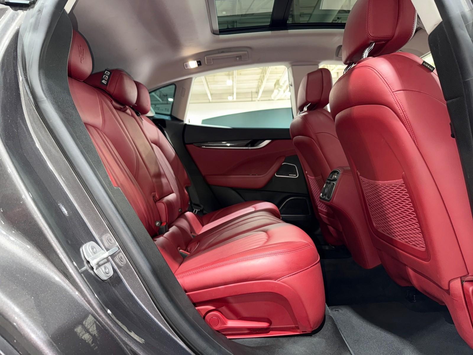 2017 Maserati Levante photo 48