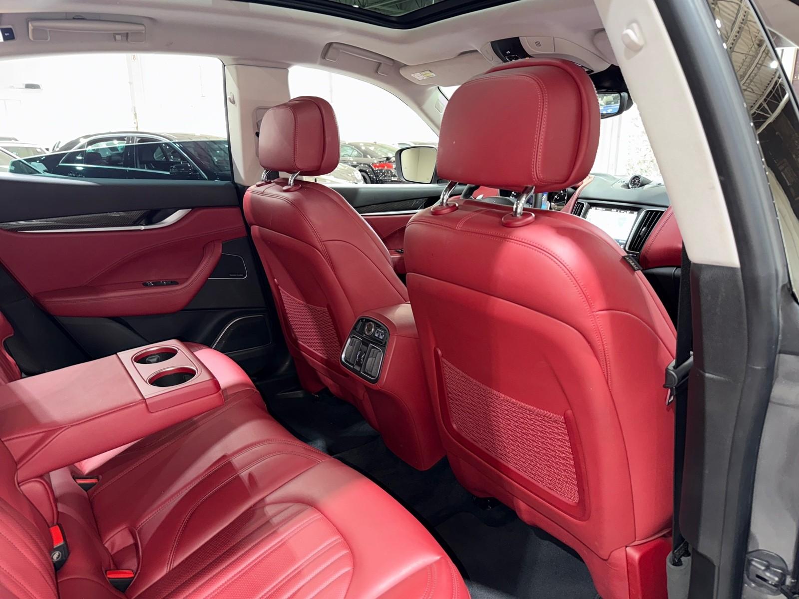 2017 Maserati Levante photo 49