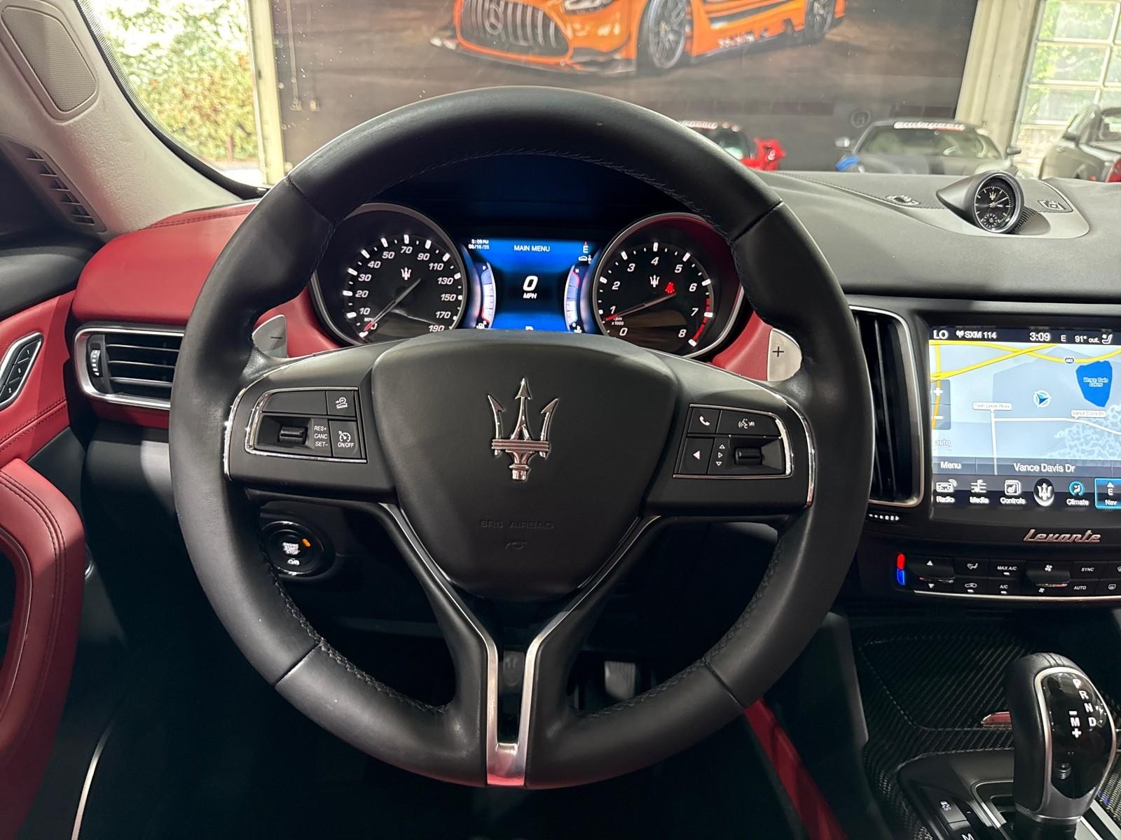 2017 Maserati Levante photo 57