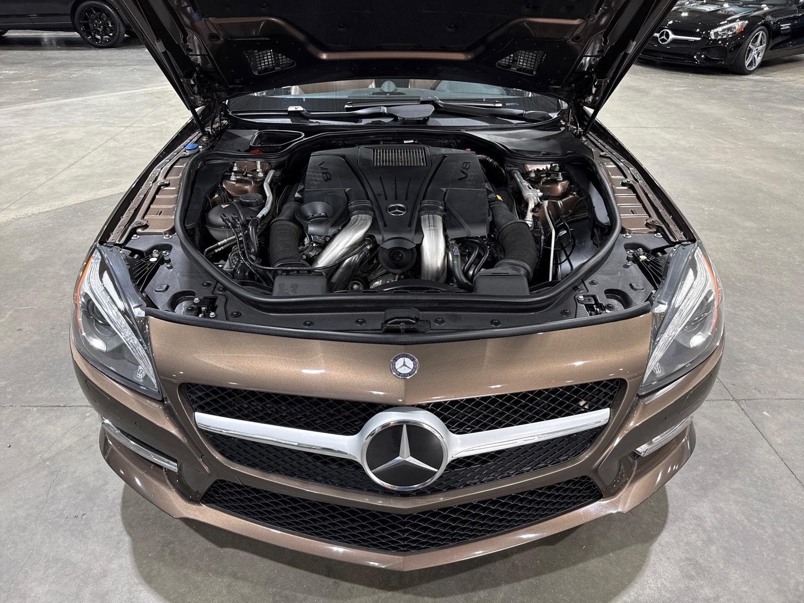 2014 Mercedes Benz SL 550 photo 10