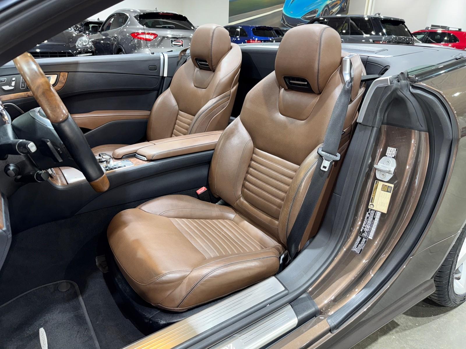 2014 Mercedes Benz SL 550 photo 4