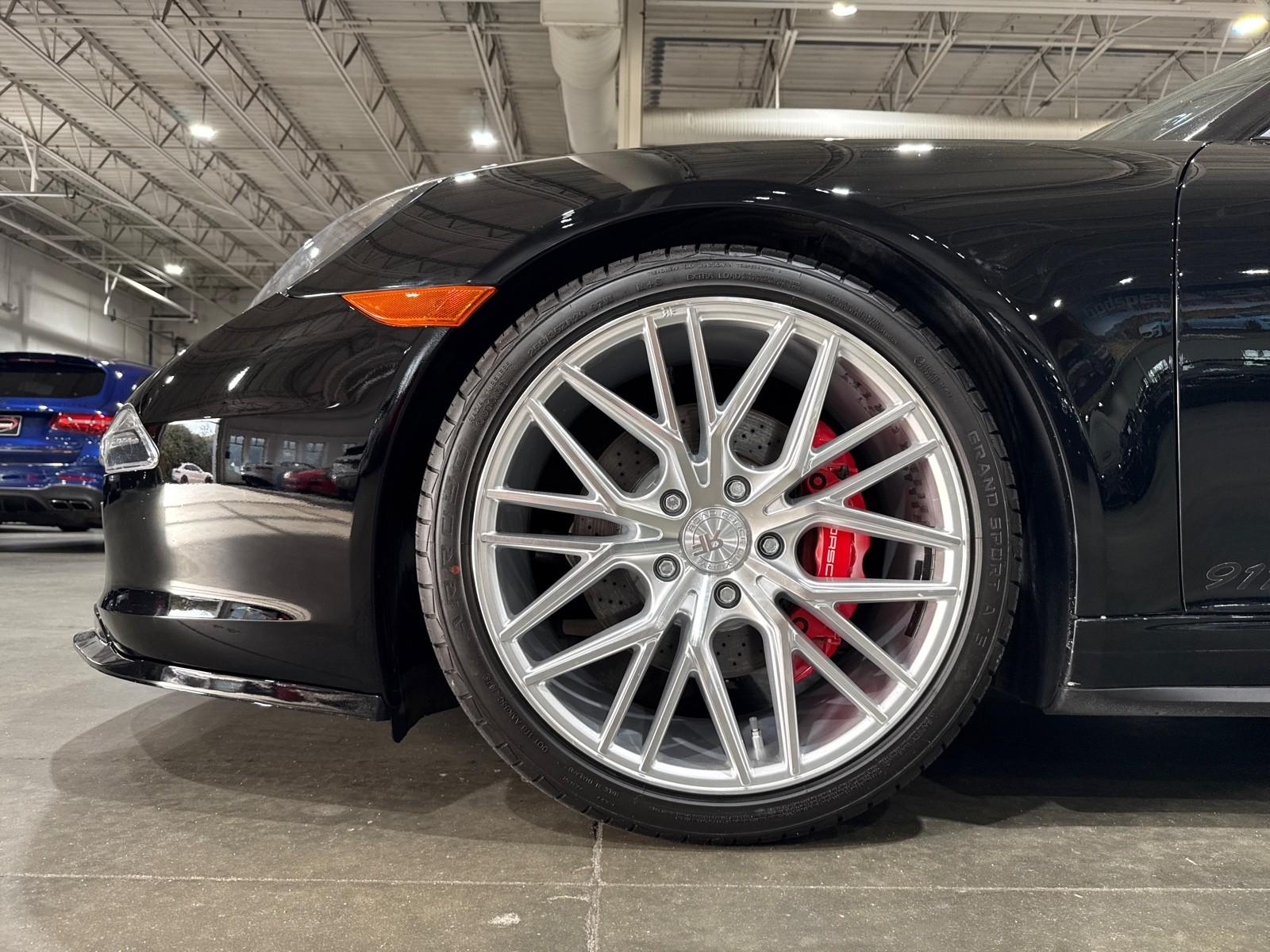 2015 Porsche 911 4S GTS photo 12