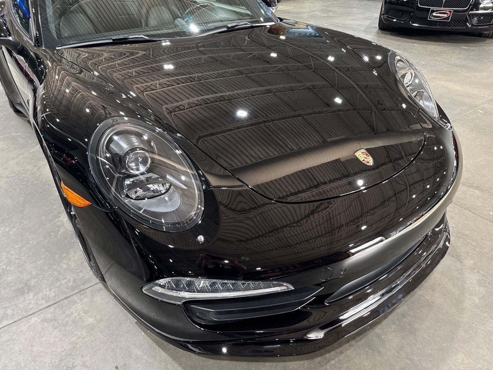 2015 Porsche 911 4S GTS photo 21