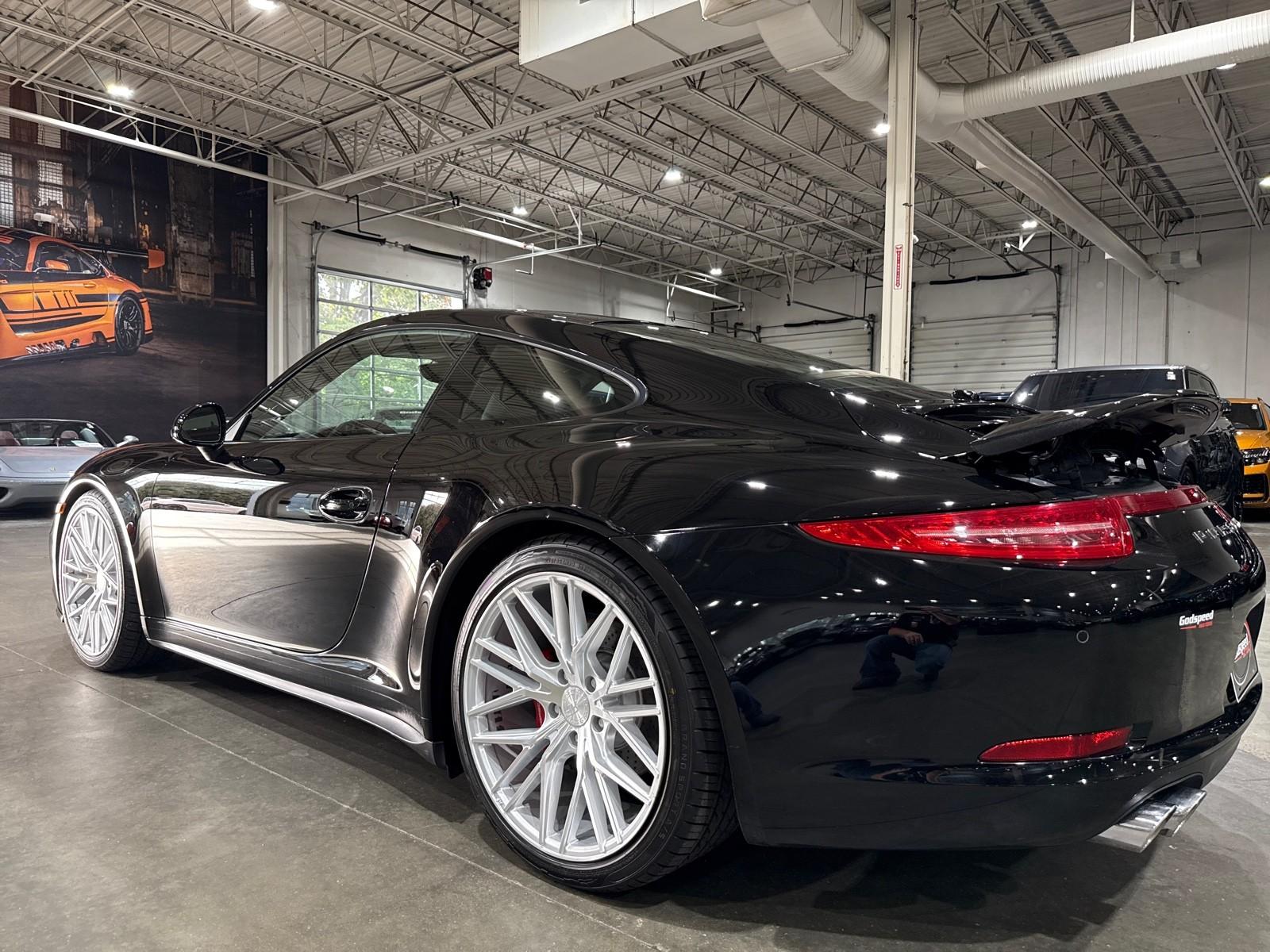 2015 Porsche 911 4S GTS photo 28