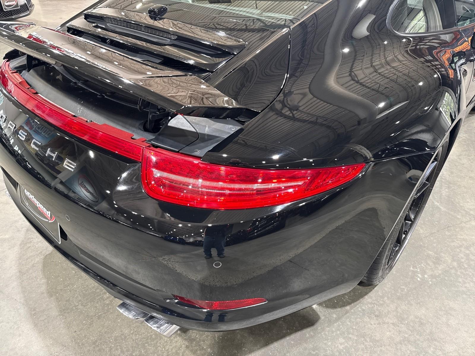 2015 Porsche 911 4S GTS photo 36