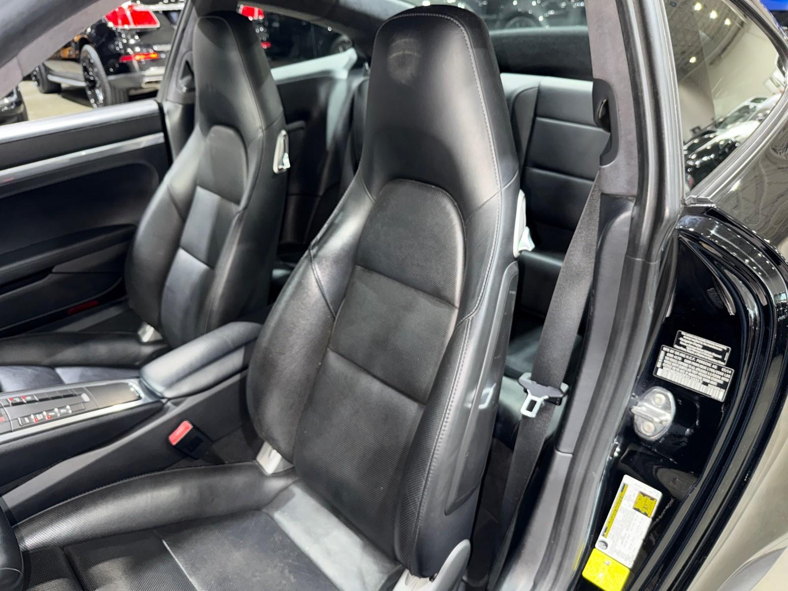 2015 Porsche 911 4S GTS photo 40