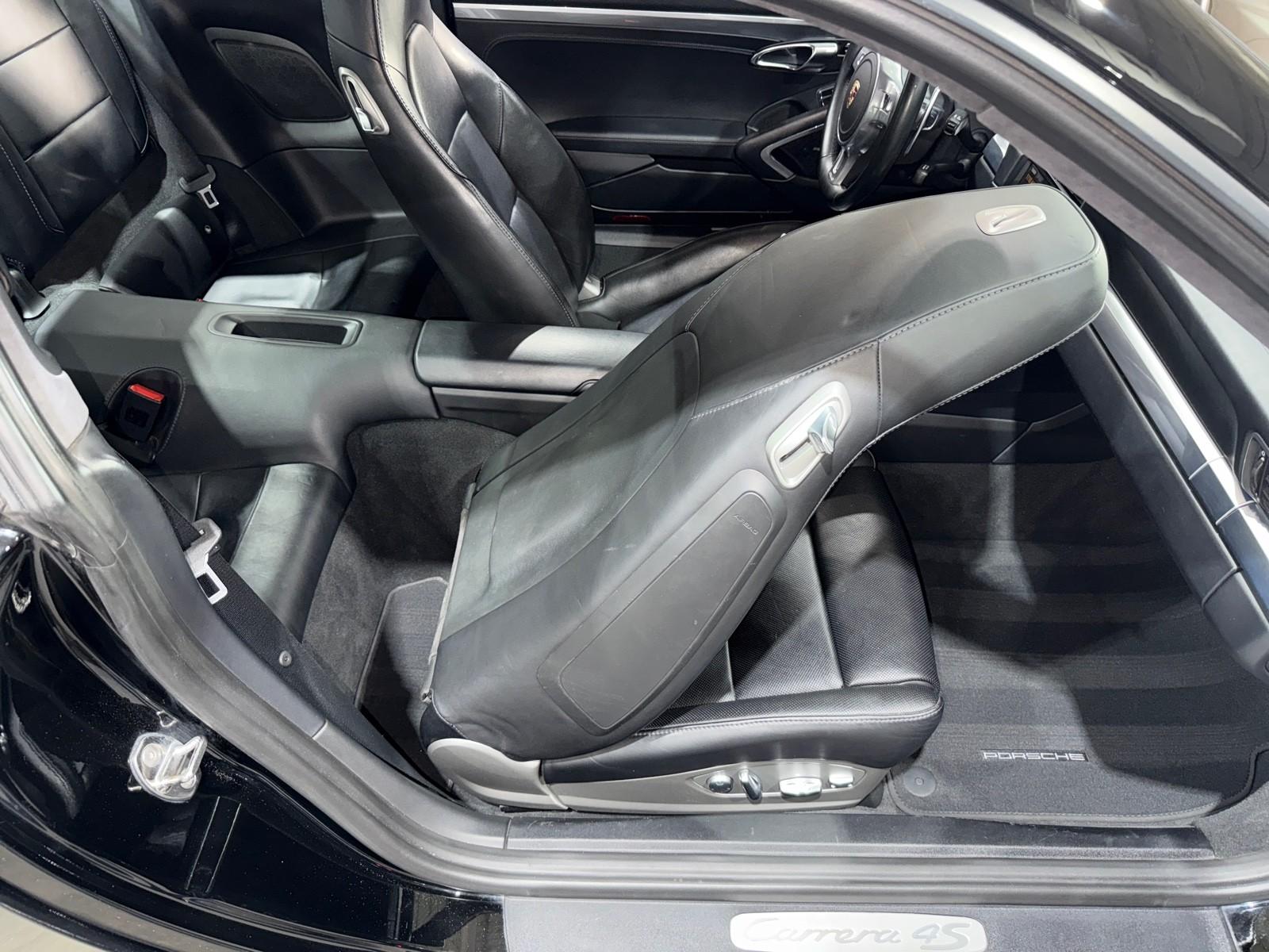 2015 Porsche 911 4S GTS photo 46