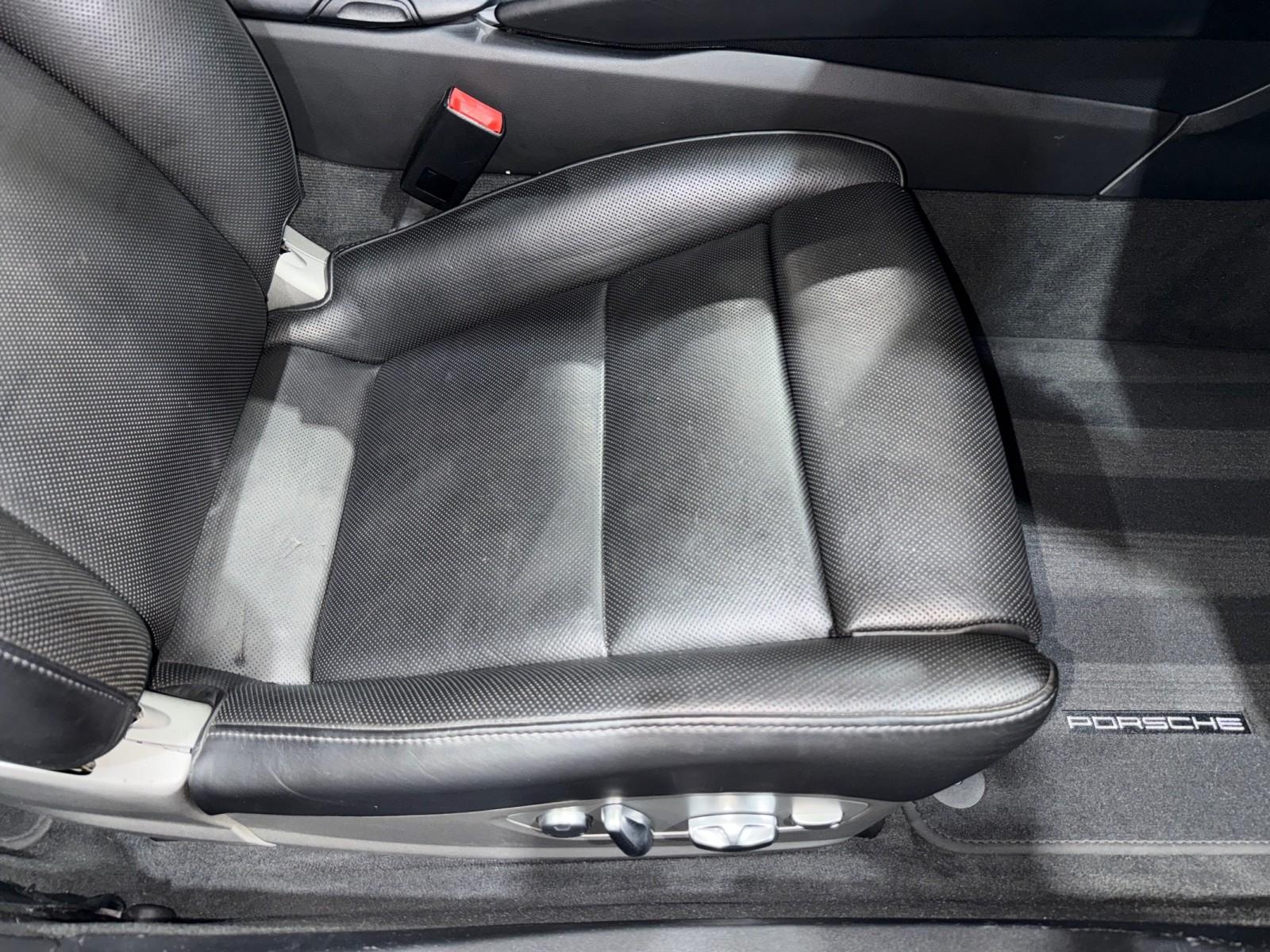 2015 Porsche 911 4S GTS photo 50