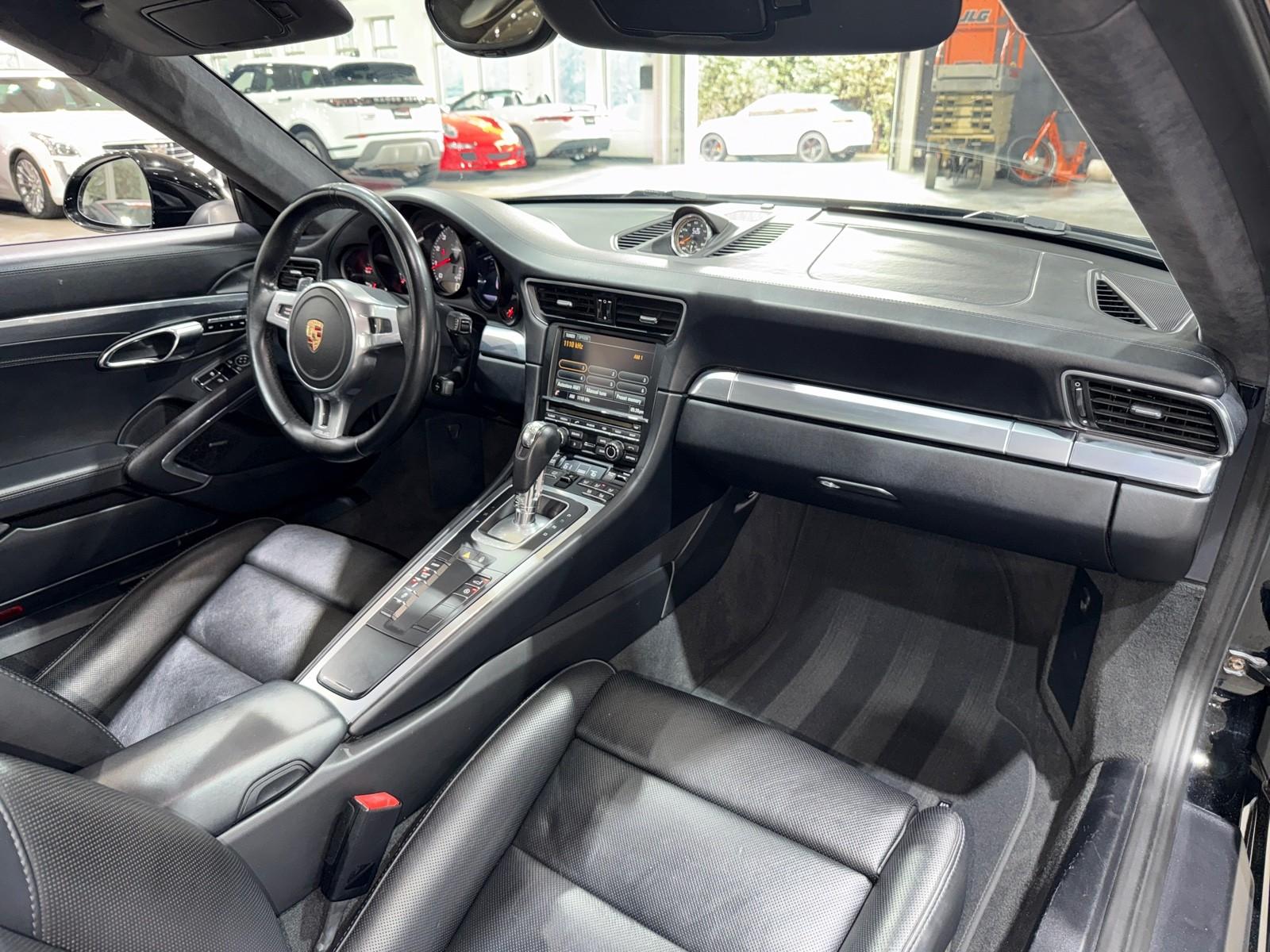 2015 Porsche 911 4S GTS photo 51