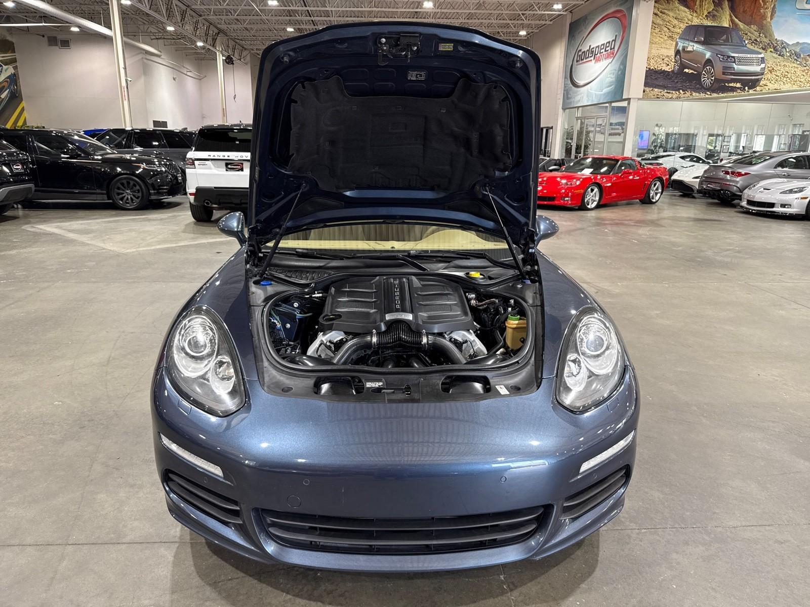 2014 Porsche Panamera 4S photo 15