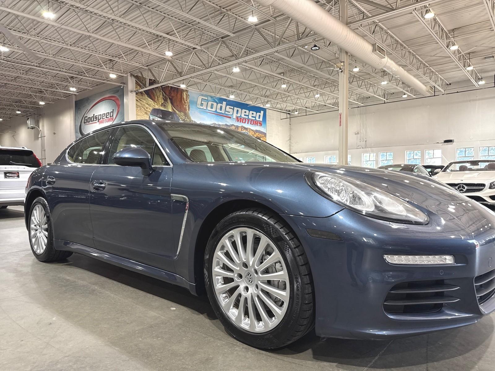 2014 Porsche Panamera 4S photo 20