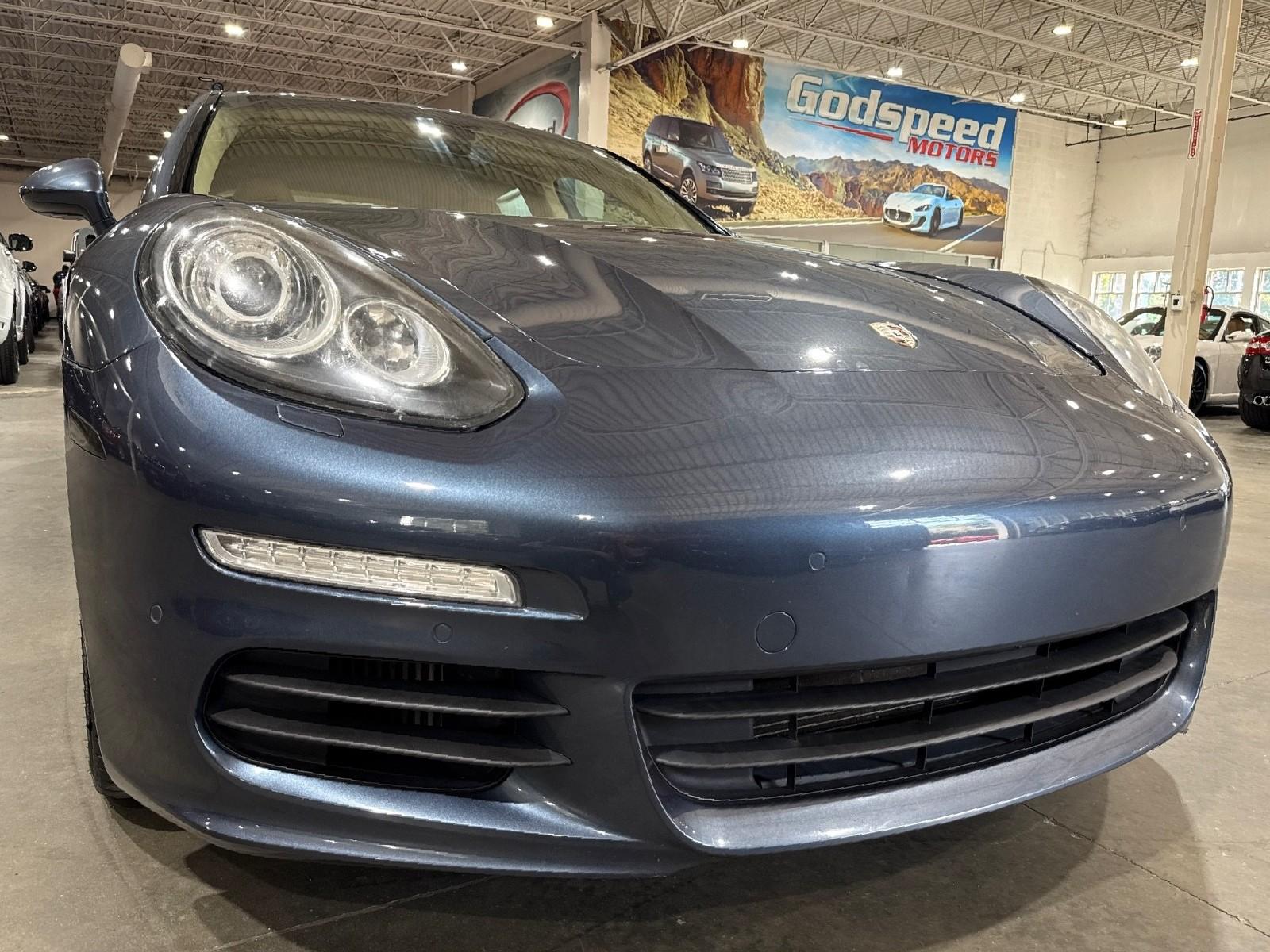 2014 Porsche Panamera 4S photo 24