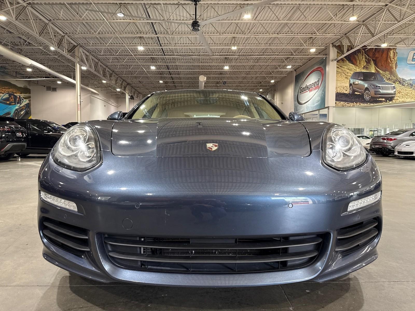 2014 Porsche Panamera 4S photo 25