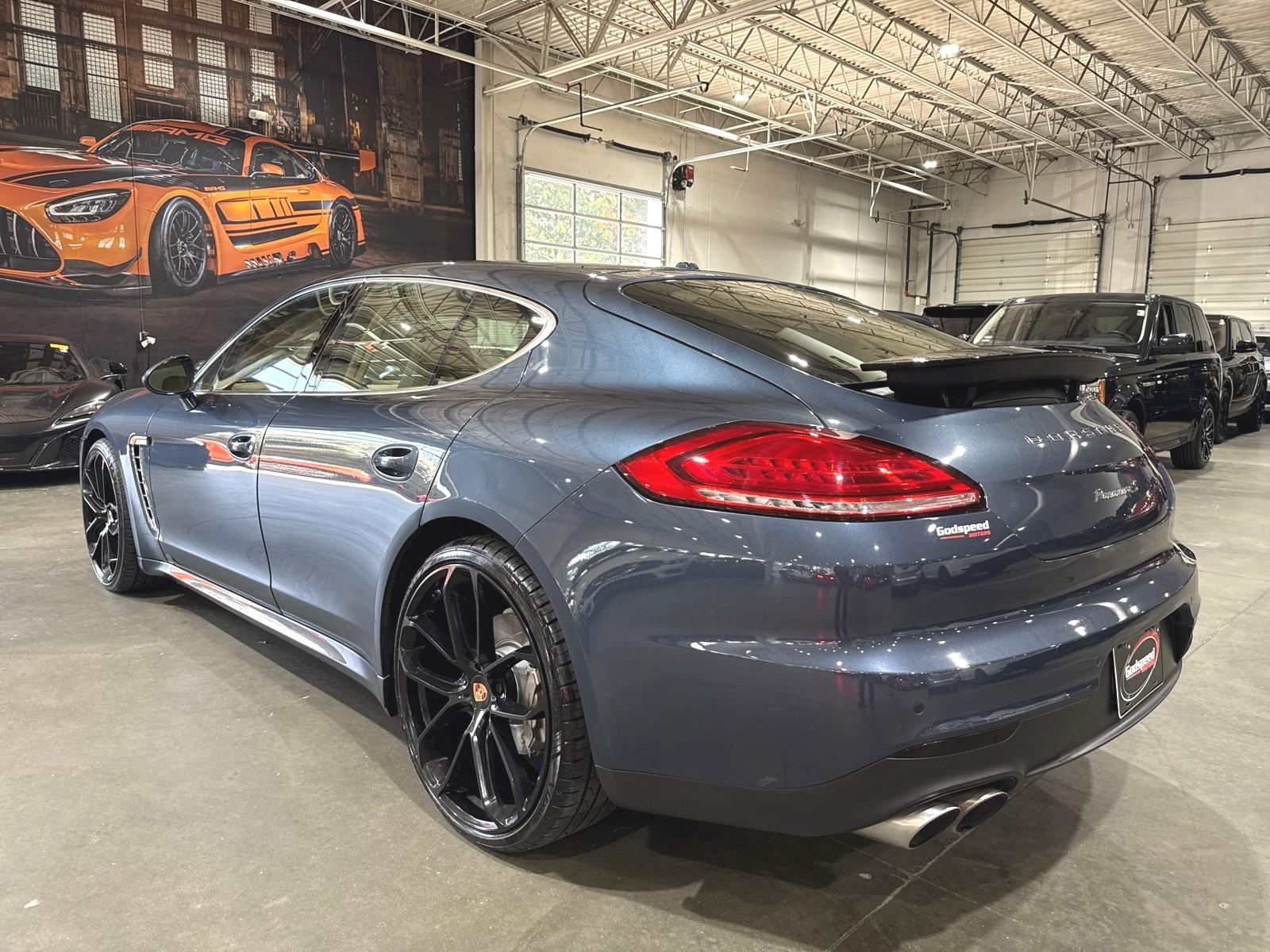 2014 Porsche Panamera 4S photo 33