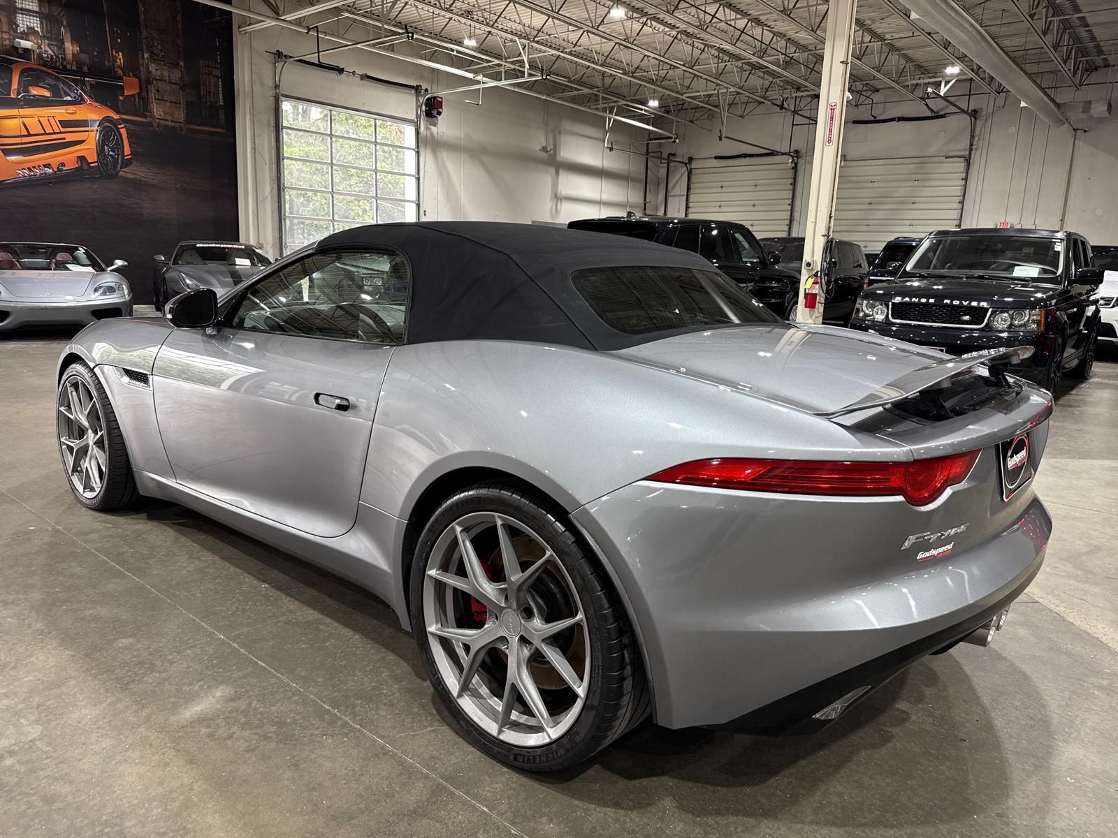 2014 Jaguar F-TYPE S photo 4
