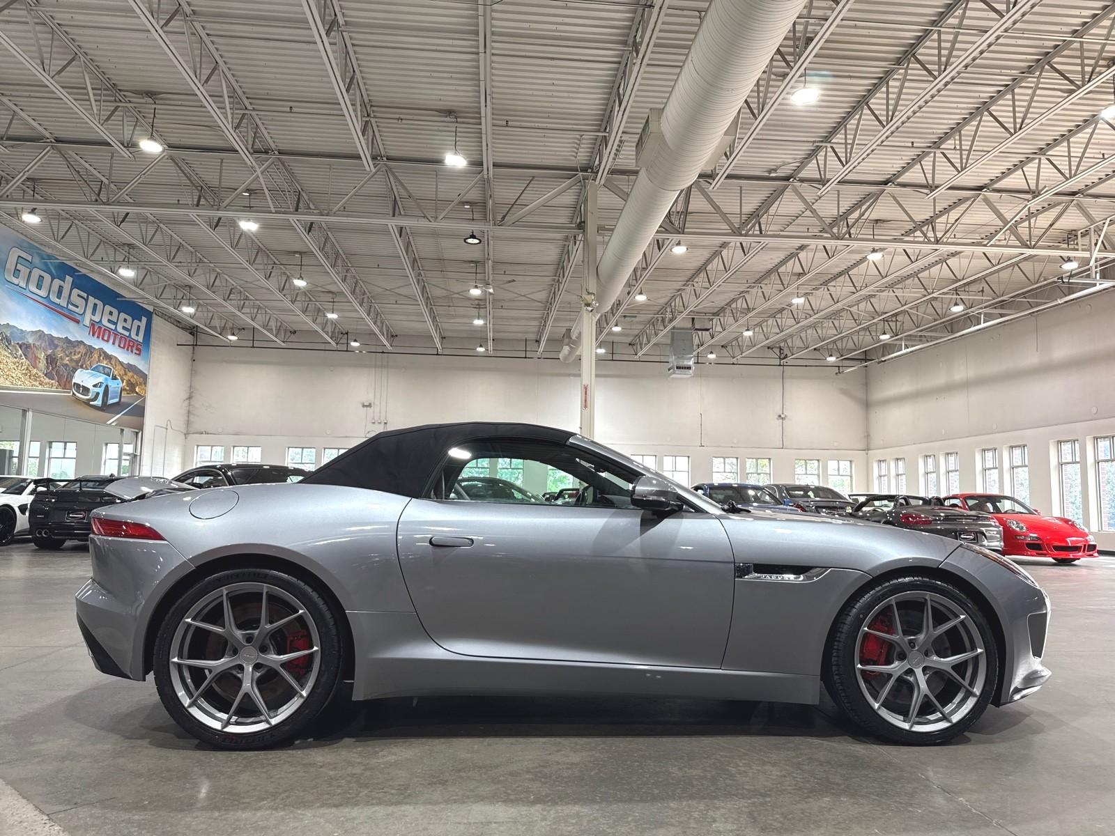 2014 Jaguar F-TYPE S photo 38