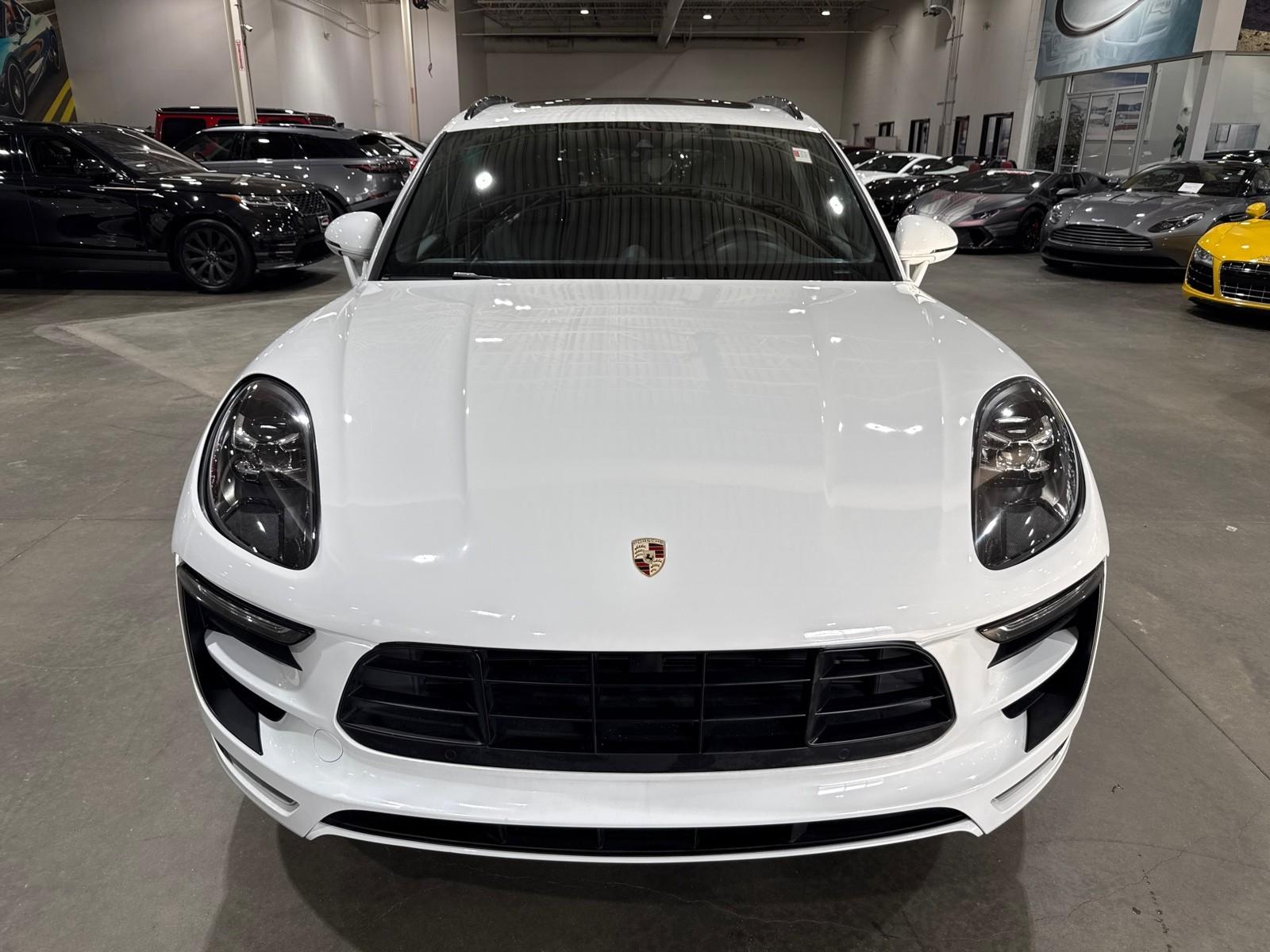 2018 Porsche Macan GTS photo 2