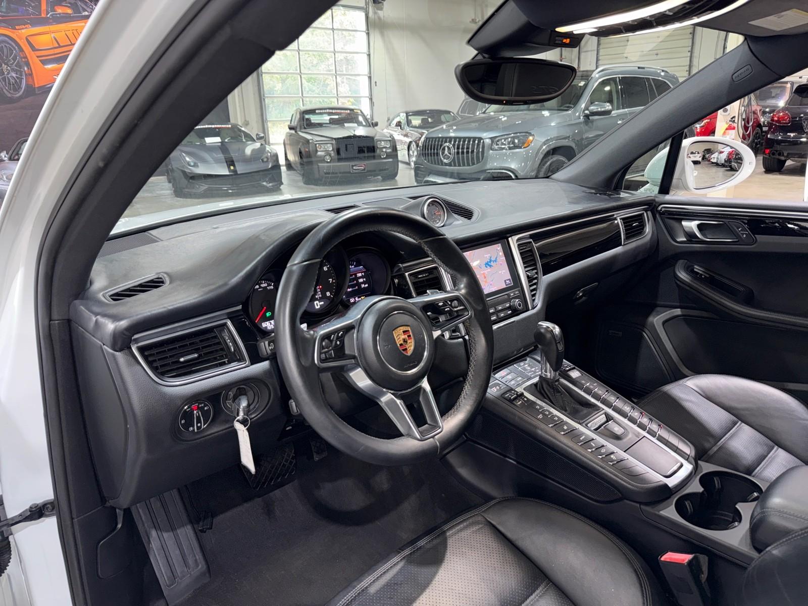 2018 Porsche Macan GTS photo 43